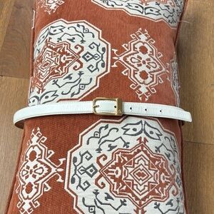 Liz Claiborne White full grain semi Aniline Leather Belt with Gold Buckle Large